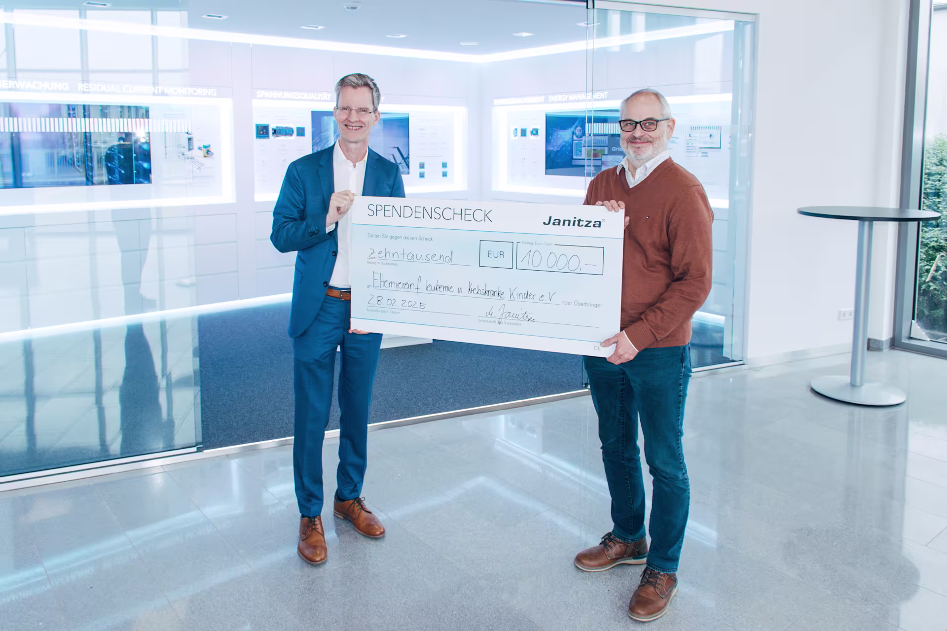 Spendenübergabe Elternverein-Janitza-Original